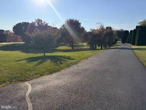 11841 Ashton Rd, Clear Spring, MD 21722 photo 2