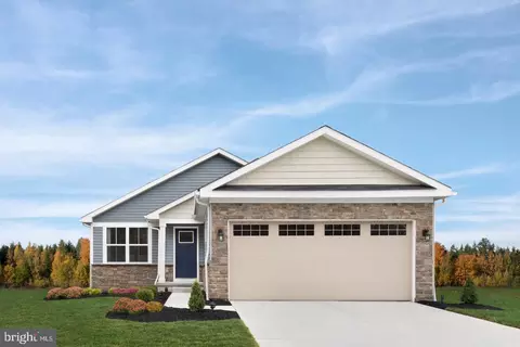 17511 Quickstream Dr, Hagerstown, MD 21740