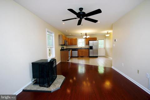 204 East St, Delmar, MD 21875 photo 5