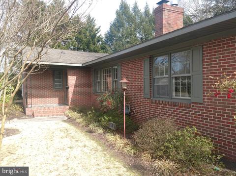 823 Riverside Dr, Salisbury, MD 21801 photo 1