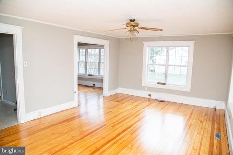 407 S Main St, Hebron, MD 21830 photo 12