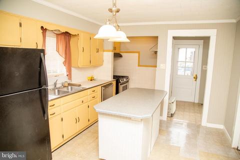407 S Main St, Hebron, MD 21830 photo 4