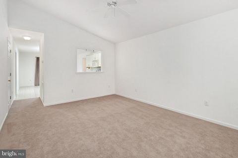 911 Emerald Ct, Salisbury, MD 21801 photo 3