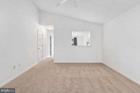 911 Emerald Ct, Salisbury, MD 21801 photo 4