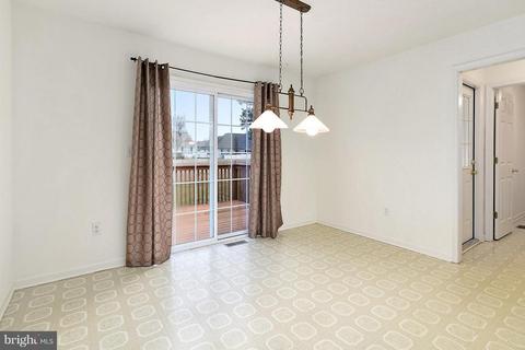 911 Emerald Ct, Salisbury, MD 21801 photo 13