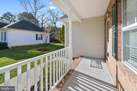 911 Emerald Ct, Salisbury, MD 21801 photo 2