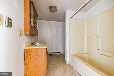 205 East St, Delmar, MD 21875 photo 29