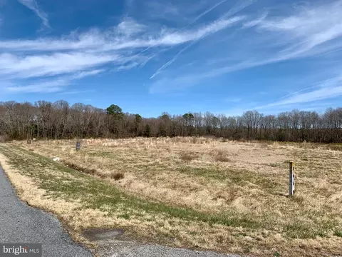 613 Saint Lukes Rd, Fruitland, MD 21826