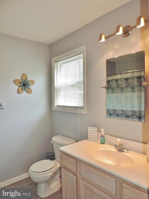9409 Stage Rd, Delmar, MD 21875 photo 5