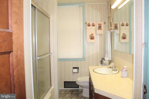 200 E Pine St, Delmar, MD 21875 photo 16