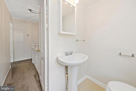 207 East St, Delmar, MD 21875 photo 13