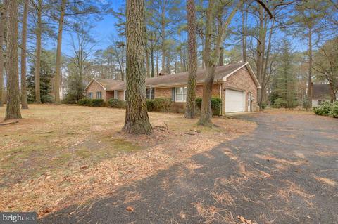 720 Burning Tree Cir, Salisbury, MD 21801 photo 2