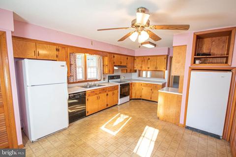 711 State St, Sharptown, MD 21861 photo 14