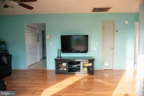 2302 Abbott Dr, Salisbury, MD 21804 photo 3