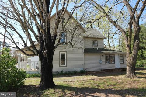 307 E Church St, Hebron, MD 21830 photo 2