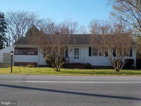 326 E Lillian St, Hebron, MD 21830 photo 1