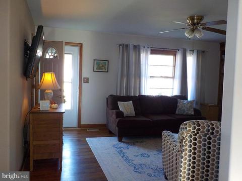 326 E Lillian St, Hebron, MD 21830 photo 44