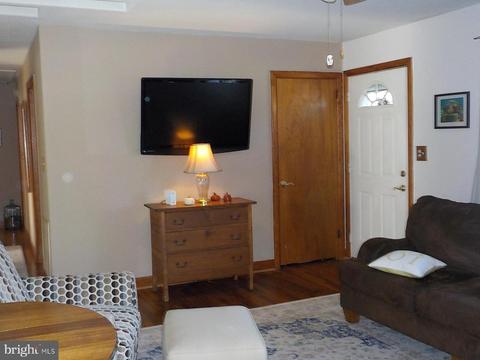 326 E Lillian St, Hebron, MD 21830 photo 43