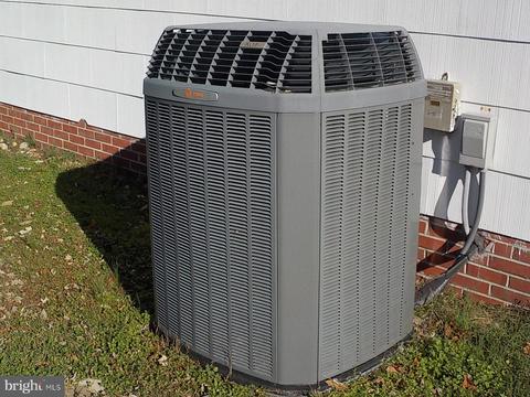 326 E Lillian St, Hebron, MD 21830 photo 54