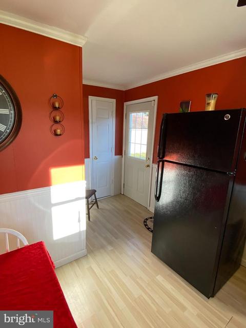 503 E Walnut St, Hebron, MD 21830 photo 10