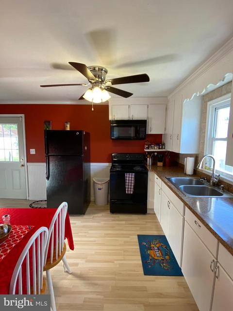 503 E Walnut St, Hebron, MD 21830 photo 8