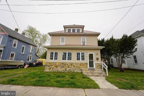 203 E Chestnut St, Delmar, MD 21875 photo 1