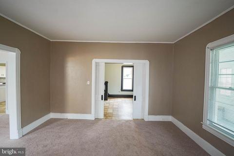 203 E Chestnut St, Delmar, MD 21875 photo 9