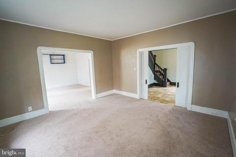 203 E Chestnut St, Delmar, MD 21875 photo 8