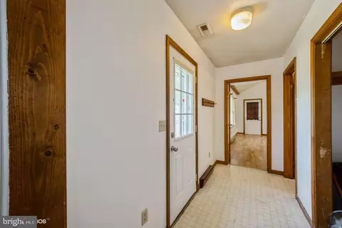 504 E College Ave, Salisbury, MD 21801 photo 11