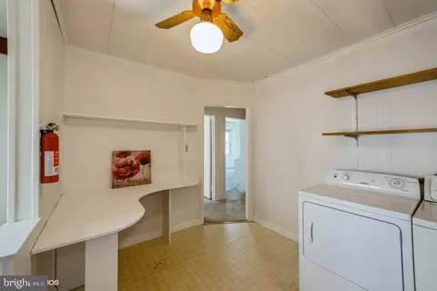 504 E College Ave, Salisbury, MD 21801 photo 28