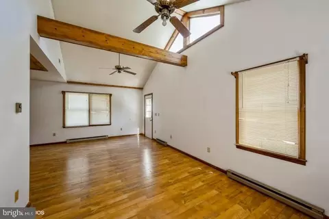 504 E College Ave, Salisbury, MD 21801 photo 9