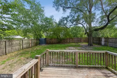 504 E College Ave, Salisbury, MD 21801 photo 3