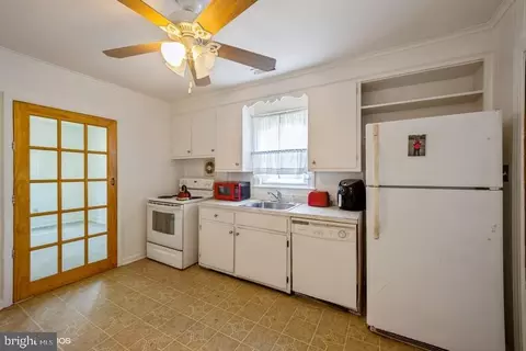 504 E College Ave, Salisbury, MD 21801 photo 15