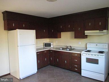 203 Honeysuckle Dr, Salisbury, MD 21801 photo 9