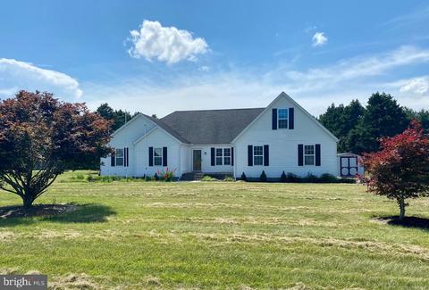 8726 Jarrett Dr, Hebron, MD 21830 photo 1