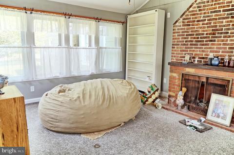516 N Main St, Hebron, MD 21830 photo 13