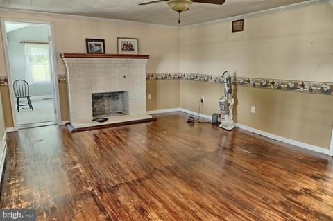 516 N Main St, Hebron, MD 21830 photo 12