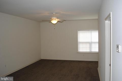 402 E State St, Delmar, MD 21875 photo 3
