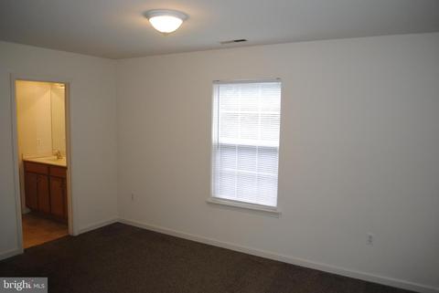 402 E State St, Delmar, MD 21875 photo 11
