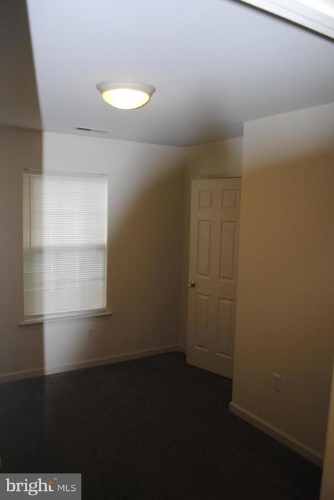 402 E State St, Delmar, MD 21875 photo 10