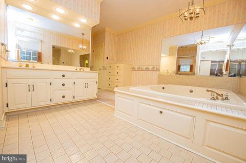 1131 Riverside Dr, Salisbury, MD 21801 photo 30