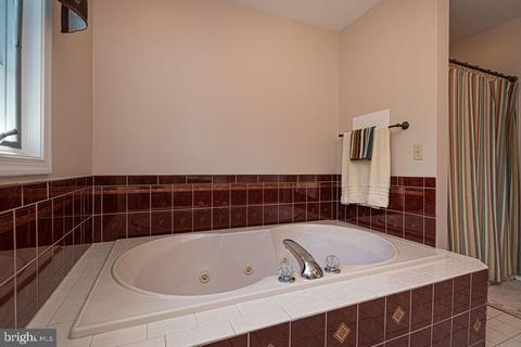 6815 Whetstone Dr, Hebron, MD 21830 photo 21