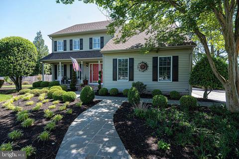 6815 Whetstone Dr, Hebron, MD 21830 photo 3