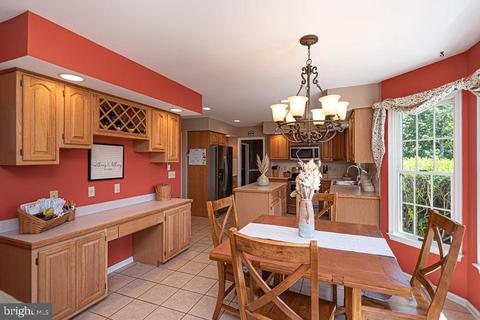 6815 Whetstone Dr, Hebron, MD 21830 photo 14