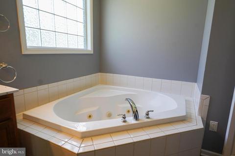 8856 Lennox Dr, Delmar, MD 21875 photo 14