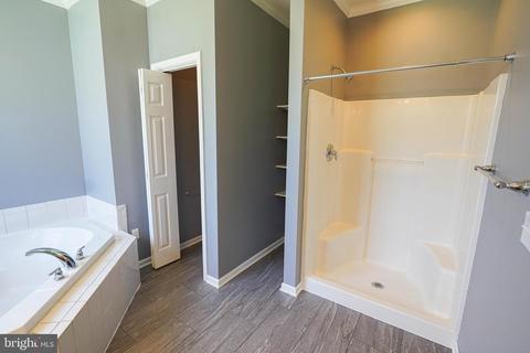 8856 Lennox Dr, Delmar, MD 21875 photo 13
