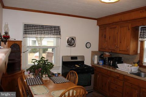 719 State St, Sharptown, MD 21861 photo 11