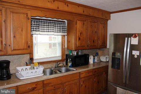 719 State St, Sharptown, MD 21861 photo 10