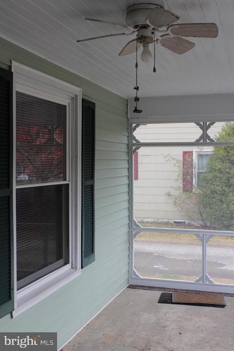 719 State St, Sharptown, MD 21861 photo 4