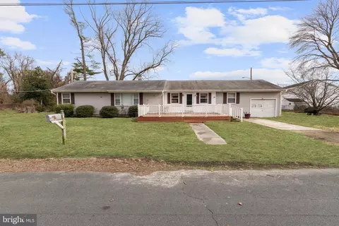 2303 Abbott Dr, Salisbury, MD 21804